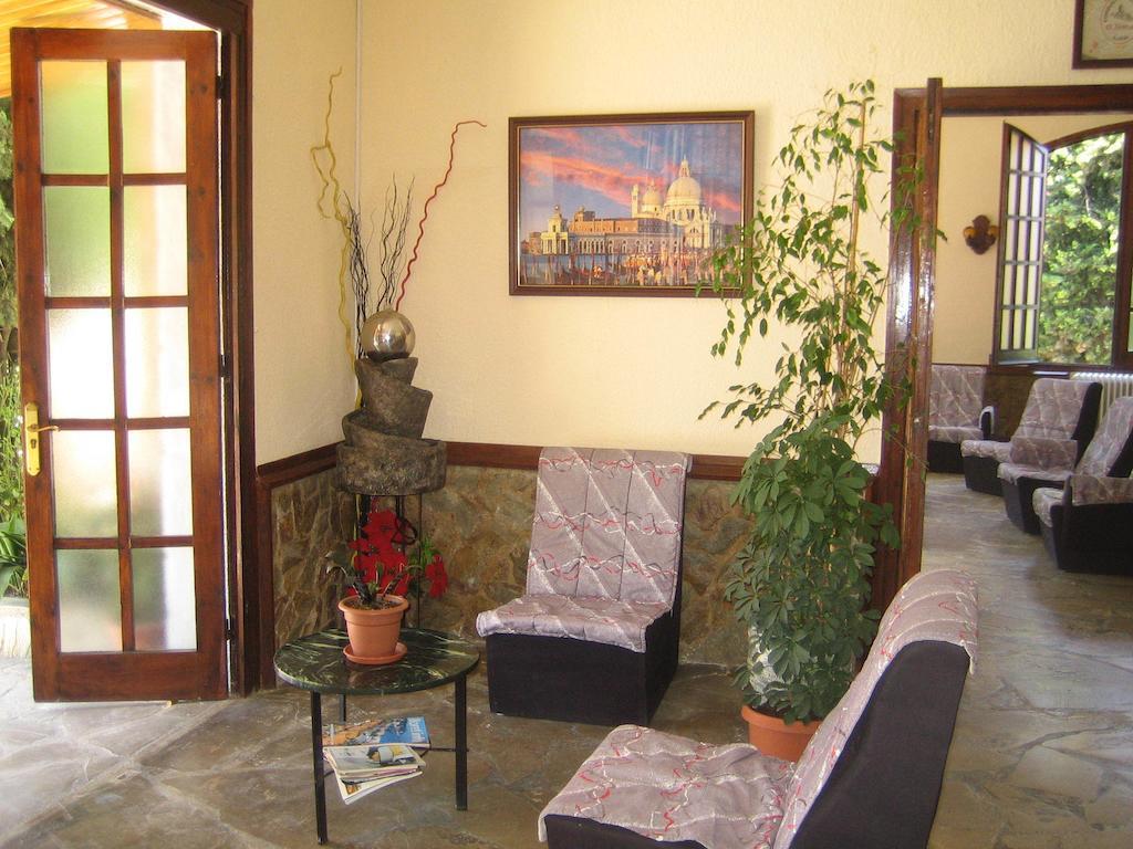 Hostal Los Pinares Lloret de Mar Exteriér fotografie